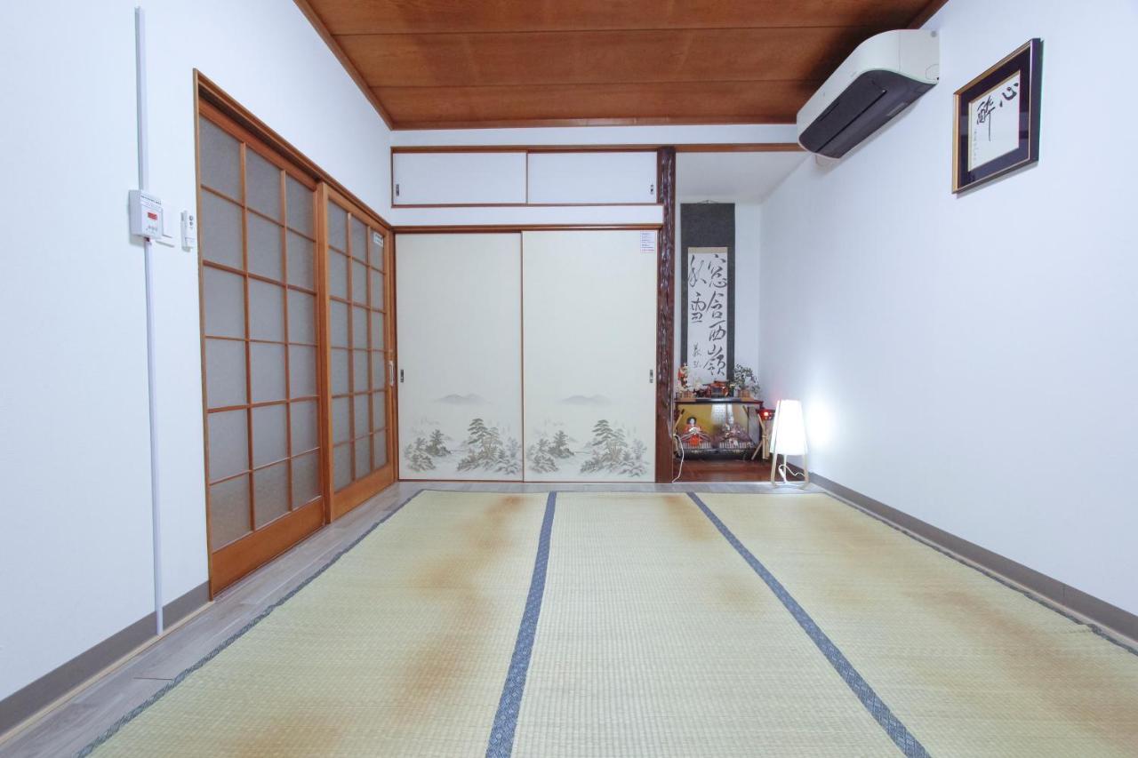 I Osaka Traditional Bagian luar foto